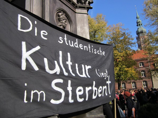 Demonstration zum Erhalt der studentischen Kultur in Greifswald